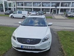 Vit Begagnad 2016 Volvo XC60 Ocean Race SUV | 169 900 kr (Bra pris)