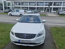Vit Begagnad 2016 Volvo XC60 Ocean Race SUV | 174 900 kr (Bra pris)