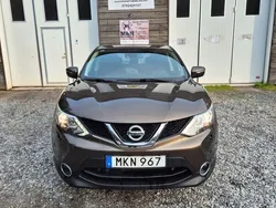 Brun Begagnad 2014 Nissan Qashqai SUV | 92 900 kr (Marknadspris)