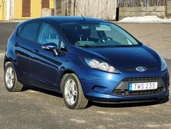 Blå Begagnad 2010 Ford Fiesta Halvkombi | 39 000 kr (Marknadspris)