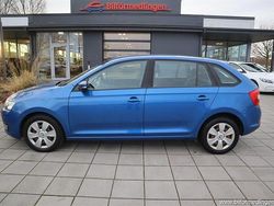 Blå samma som bilen Begagnad 2015 Skoda Rapid Halvkombi | 99 900 kr (Marknadspris)