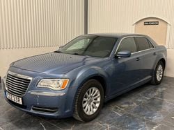 Blå Begagnad 2011 Chrysler 300C Sedan | 99 900 kr (Marknadspris)
