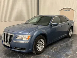 Blå Begagnad 2011 Chrysler 300C Sedan | 99 900 kr