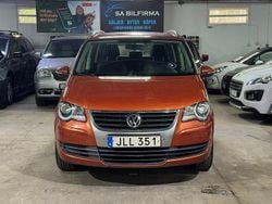 Brun Begagnad 2010 VW Touran Minibuss | 44 900 kr (Bra pris)