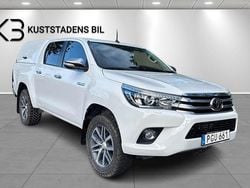 Vit Begagnad 2017 Toyota HiLux Premium Pickup | 369 900 kr (Marknadspris)