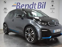 Grå Begagnad 2022 BMW i3 Comfort Edition Halvkombi | 239 500 kr (Marknadspris)