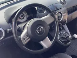 Blå Begagnad 2009 Mazda 2 Halvkombi | 27 990 kr (Marknadspris)