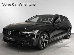 Svart Begagnad 2024 Volvo V60 Plus Kombi | 499 900 kr (Marknadspris)