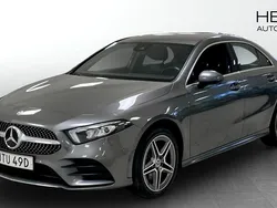 Mörkgrå (grey) Begagnad 2021 Mercedes A250 Sedan | 269 900 kr (Marknadspris)