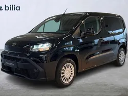 Svart Ny 2025 Toyota Proace City Van | 289 900 kr (Bra pris)