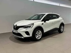 Vit Begagnad 2022 Renault Captur SUV | 209 500 kr