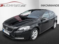Svart Begagnad 2015 Volvo V40 Kombi | 129 900 kr (Superpris)