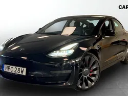 Svart (black) Begagnad 2022 Tesla Model 3 Performance Sedan | 339 900 kr