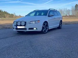 Vit Begagnad 2013 Volvo V70 R-Design Kombi | 99 900 kr (Marknadspris)