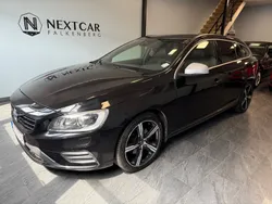 Svart Begagnad 2017 Volvo V60 R-Design Kombi | 179 900 kr (Marknadspris)