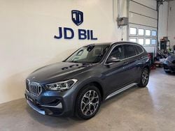 Grå Begagnad 2020 BMW X1 xLine SUV | 289 800 kr (Marknadspris)