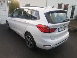 Begagnad 2016 BMW 218 Sport Line SUV | 99 900 kr (Superpris)
