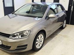 Grå Begagnad 2014 VW Golf VII Halvkombi | 99 900 kr (Marknadspris)