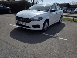 Vit Begagnad 2016 Fiat Tipo Sedan | 85 000 kr (Marknadspris)