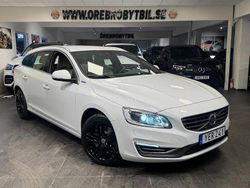 Vit Begagnad 2017 Volvo V60 Summum Kombi | 154 900 kr (Marknadspris)