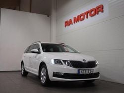Vit Begagnad 2017 Skoda Octavia Ambition Kombi | 164 900 kr (Lite dyr)