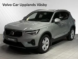 Grå Begagnad 2023 Volvo XC40 Core SUV | 339 900 kr (Bra pris)