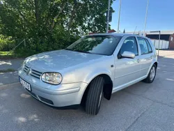 Grå Begagnad 2000 VW Golf IV Highline Halvkombi | 27 500 kr