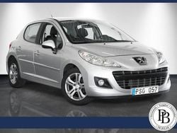Ljusgrå Begagnad 2011 Peugeot 207 Halvkombi | 44 900 kr (Lite dyr)