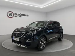 Svart Begagnad 2017 Peugeot 5008 GT-line Minibuss | 228 500 kr (Marknadspris)