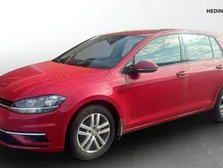 Röd (red) Begagnad 2018 VW Golf VII Halvkombi | 189 900 kr (Lite dyr)