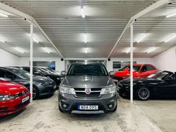 Grå Begagnad 2012 Fiat Freemont S SUV | 54 900 kr (Marknadspris)