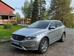 Silver Begagnad 2017 Volvo XC60 Standard SUV | 247 000 kr (Lite dyr)