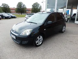 Svart Begagnad 2007 Ford Fiesta Halvkombi | 45 000 kr (Dyr)