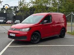 Röd Begagnad 2024 VW Caddy Minibuss | 344 500 kr (Marknadspris)