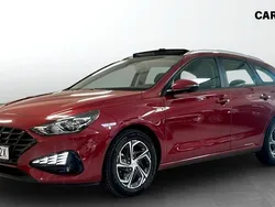 Röd (red) Begagnad 2022 Hyundai i30 Essential Kombi | 199 900 kr