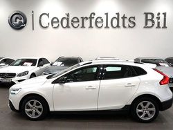 Vit Begagnad 2019 Volvo V40 Momentum Halvkombi | 139 900 kr (Lite dyr)
