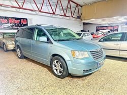 Mörkblå Begagnad 2008 Chrysler Town & Country Minibuss | 65 900 kr