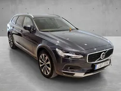 Begagnad 2023 Volvo V90 CC Kombi | 493 900 kr (Dyr)