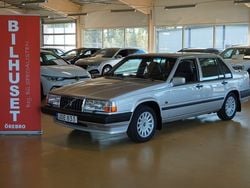 Ljusgrå Begagnad 1997 Volvo 940 Sedan | 119 000 kr