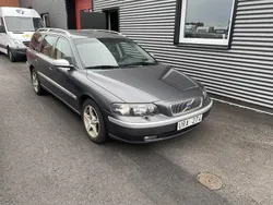Grå Begagnad 2004 Volvo V70 Kombi | 30 000 kr (Dyr)