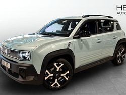 Blå (green) Ny 2025 Renault 4 E-Tech Techno SUV | 434 900 kr