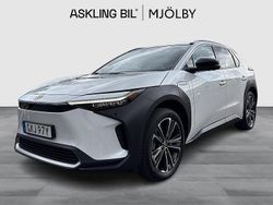 Vit Begagnad 2022 Toyota bZ4X Executive SUV | 385 000 kr (Bra pris)