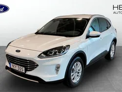 Vit (white) Begagnad 2022 Ford Kuga Titanium SUV | 244 900 kr (Marknadspris)