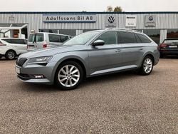 Grå Begagnad 2018 Skoda Superb Kombi | 222 000 kr (Lite dyr)