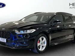 Svart (black) Begagnad 2022 Ford Mondeo ST-Line Kombi | 279 900 kr (Marknadspris)