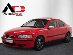 Röd Begagnad 2004 Volvo S60 Sedan | 189 900 kr