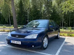 Blå Begagnad 2001 Ford Mondeo Sedan | 15 000 kr (Marknadspris)