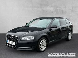 Svart Begagnad 2012 Audi A3 Sportback Attraction Halvkombi | 69 900 kr (Marknadspris)