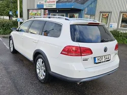 Vit Begagnad 2015 VW Passat Alltrack Kombi | 90 000 kr (Marknadspris)