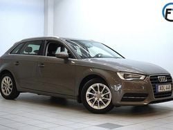 Grå Begagnad 2014 Audi A3 Attraction Halvkombi | 114 900 kr (Marknadspris)
